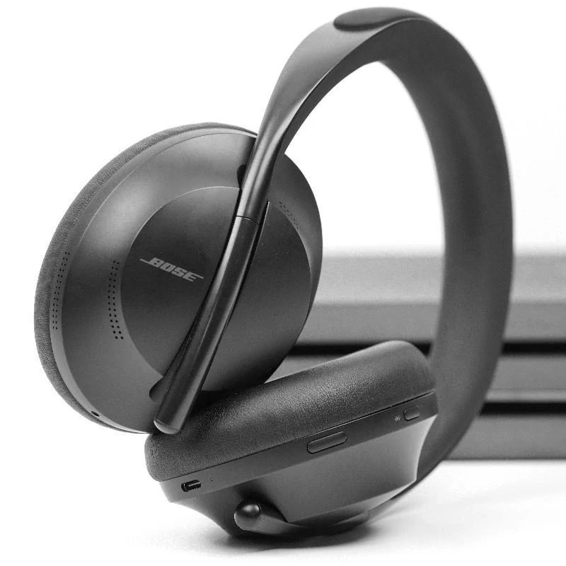 Bose Noise Cancelling Headphones 700 - Fekete