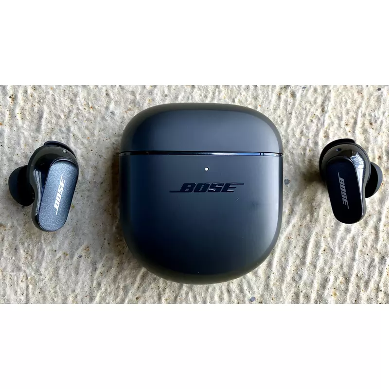 Bose QuietComfort Earbuds II BUNDLE + Szövet tok - Fekete (883974-0010)