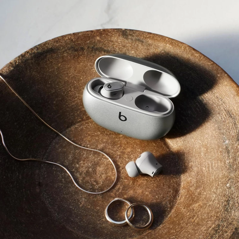 Beats Studio Buds + True Wireless zajszűrős fülhallgató (2023) – Ezüst