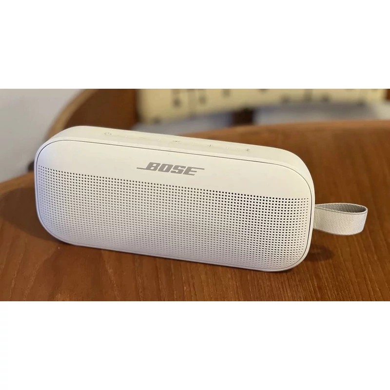 ose SoundLink Flex Bluetooth hordozható hangszóró - Fehér (865983-0500)