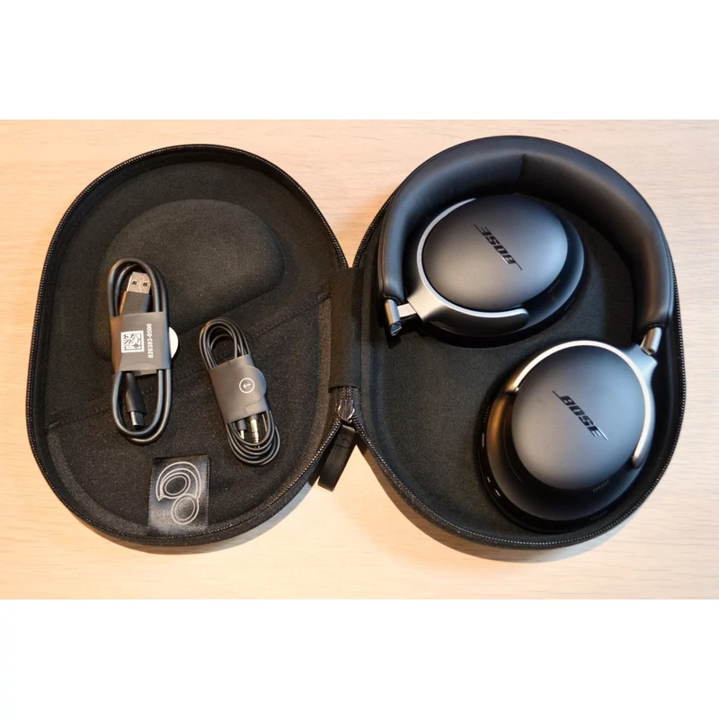 Bose QuietComfort Ultra aktív zajszűrős bluetooth fejhallgató (ÚJ, 2023) - Fekete (880066-0100)