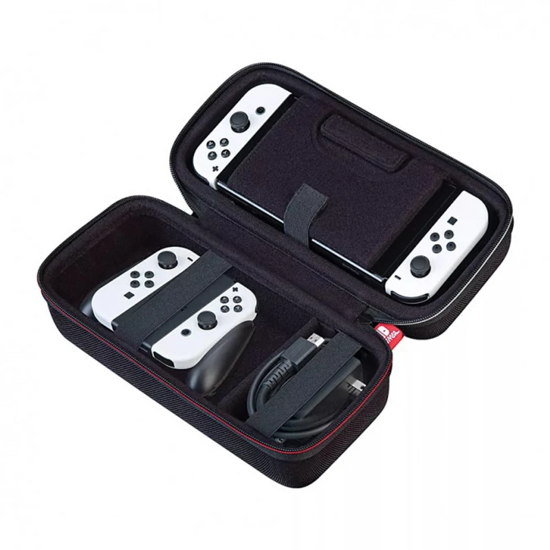 Nintendo Switch Nacon Deluxe System Case hordtáska közepes méret (NNS4000)