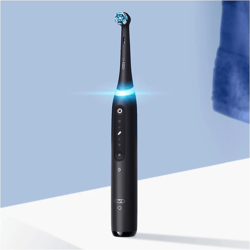 Oral-B iO Series 5 Plus Edition elektromos fogkefe - Fekete
