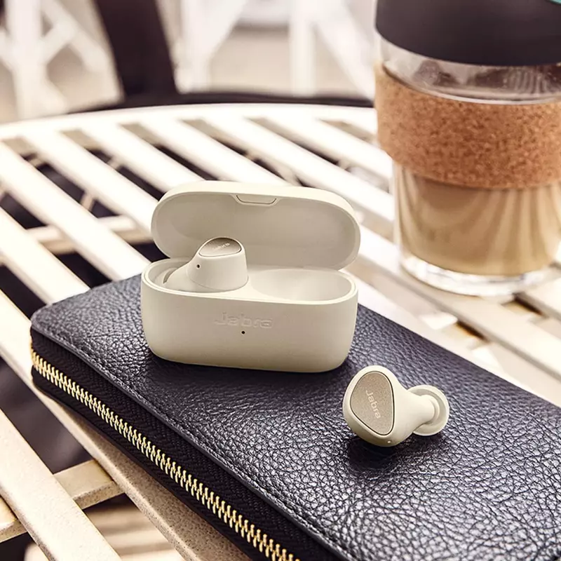 Jabra Elite 4 Bluetooth fülhallgató - Világos bézs