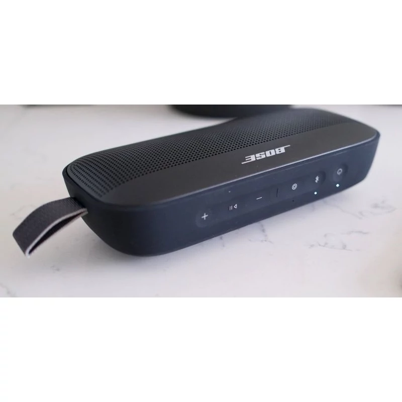 Bose SoundLink Flex (2. generációs) Bluetooth hordozható hangszóró - Fekete (887612-0100)