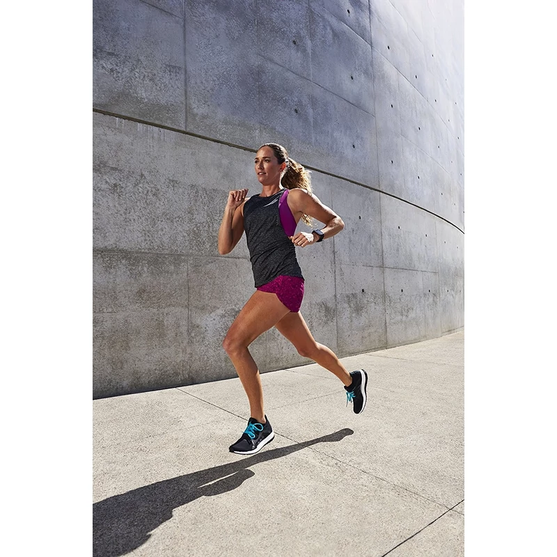 Garmin Vivoactive HR Sportóra - Fekete (010-01605-0)