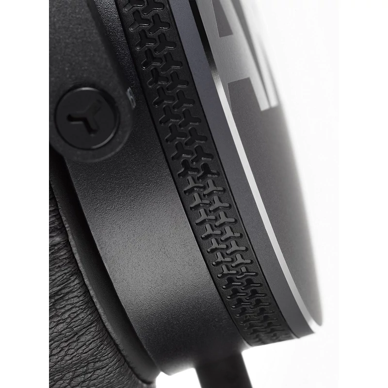 AKG Y50 fejhallgató - Fekete